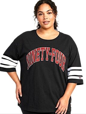 Black and White Graphic Thicker Shirt 3x/4x